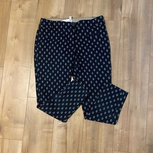 Navy blue pattern cropped kakis